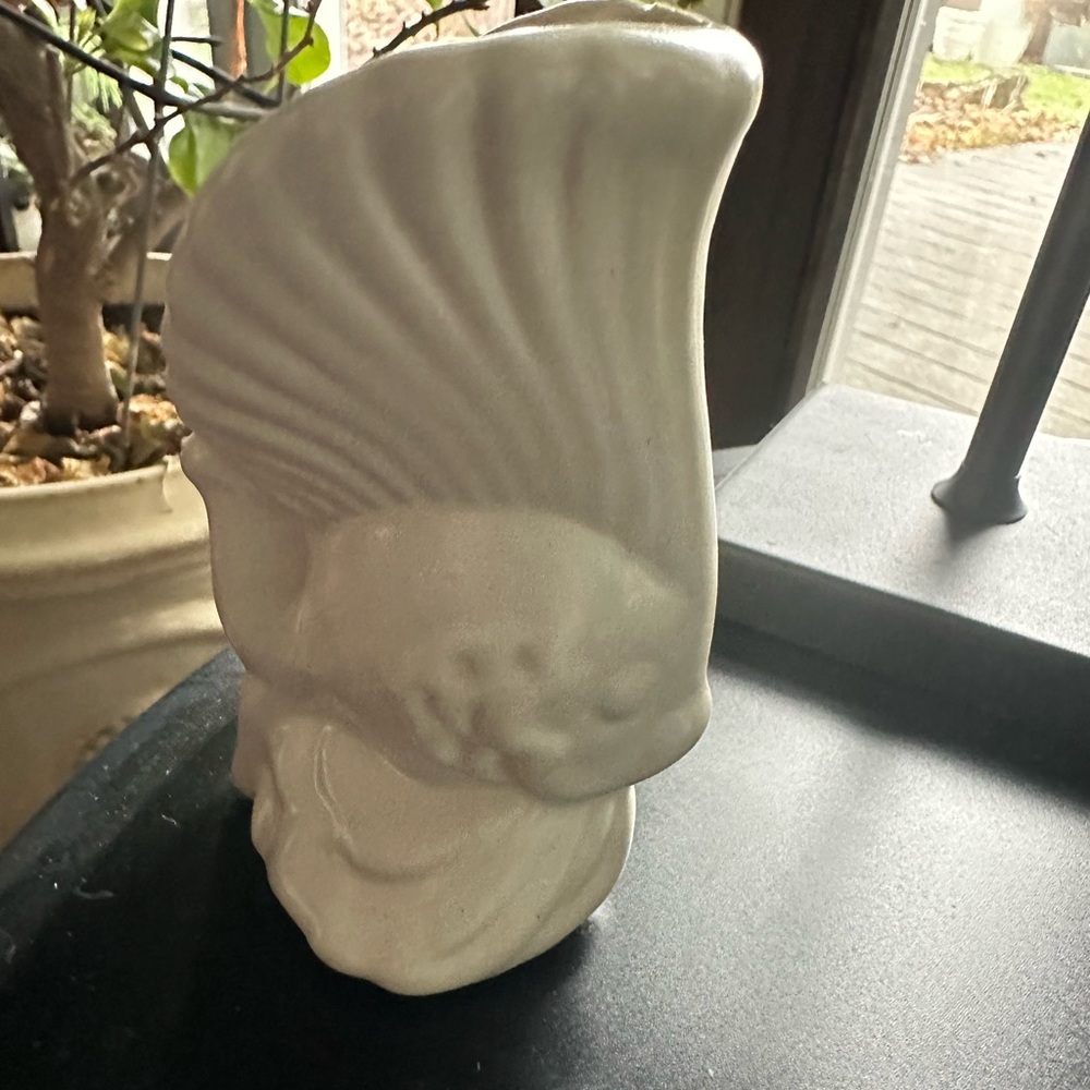 Vintage Haeger Creamware Pottery Fish Planter